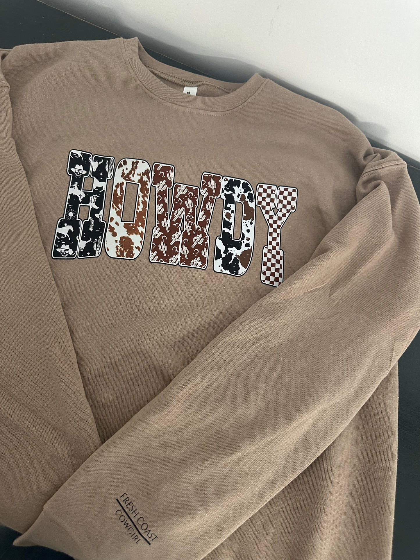Howdy Crewneck
